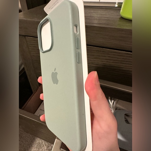 iPhone 14 Pro Max cases (2) - Picture 11 of 11